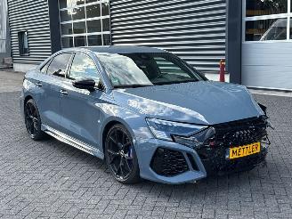 Coche accidentado Audi Rs3 Limousine  Keramisch 2.5 TFSI 20V Quattro Sedan 4Dr Benzine 2.480cc 294kW (400pk) 4x4 2022/3
