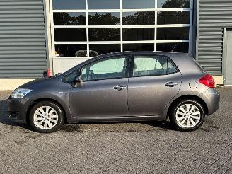 Damaged car Toyota Auris 1.6 Dual VVT-i 16V Hatchback  Benzine 1.598cc 91kW (124pk) FWD 2008/2