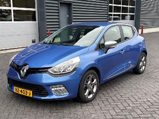 Coche accidentado Renault Clio 0.9 Energy TCE GT LINE 90 12V Hatchback 4Dr Benzine 898cc 66kW (90pk) FWD 2016/1