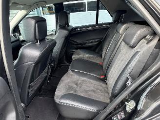 Mercedes ML 3.0 ML-280 CDI 4-Matic V6 24V SUV  Diesel 2.987cc 140kW (190pk) 4x4 picture 10
