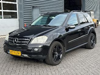damaged passenger cars Mercedes ML 3.0 ML-280 CDI 4-Matic V6 24V SUV  Diesel 2.987cc 140kW (190pk) 4x4 2006/1
