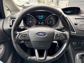 Ford Grand C-Max 1.5 TDCi 95 16V MPV  Diesel 1.499cc 70kW (95pk) FWD 2015- picture 13