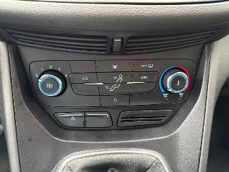 Ford Grand C-Max 1.5 TDCi 95 16V MPV  Diesel 1.499cc 70kW (95pk) FWD 2015- picture 16