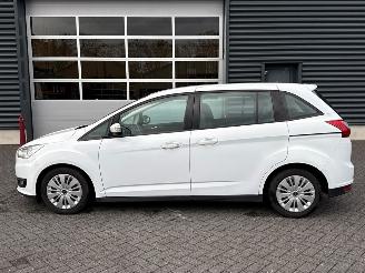 Ford Grand C-Max 1.5 TDCi 95 16V MPV  Diesel 1.499cc 70kW (95pk) FWD 2015- picture 2