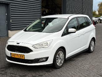 skadebil auto Ford Grand C-Max 1.5 TDCi 95 16V MPV  Diesel 1.499cc 70kW (95pk) FWD 2015- 2017/9