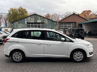 Ford Grand C-Max 1.5 TDCi 95 16V MPV  Diesel 1.499cc 70kW (95pk) FWD 2015- picture 6