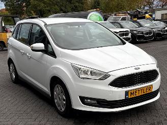 Ford Grand C-Max 1.5 TDCi 95 16V MPV  Diesel 1.499cc 70kW (95pk) FWD 2015- picture 7