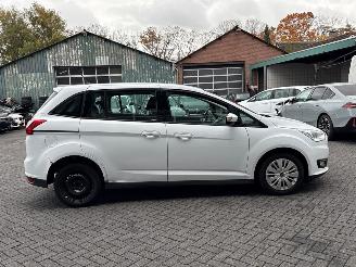 Ford Grand C-Max 1.5 TDCi 95 16V MPV  Diesel 1.499cc 70kW (95pk) FWD picture 6