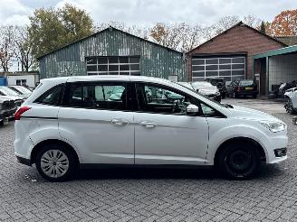 Ford Grand C-Max 1.5 TDCi 95 16V MPV  Diesel 1.499cc 70kW (95pk) FWD picture 6