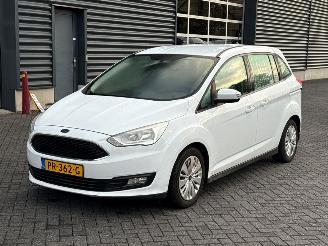 skadebil auto Ford Grand C-Max 1.5 TDCi 95 16V MPV  Diesel 1.499cc 70kW (95pk) FWD 2017/8
