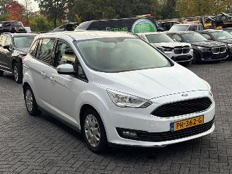 Ford Grand C-Max 1.5 TDCi 95 16V MPV  Diesel 1.499cc 70kW (95pk) FWD picture 7