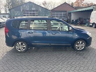 Dacia Lodgy 1.2 TCE 16V MPV  Benzine 1.198cc 85kW (116pk) FWD 7 persoons picture 6