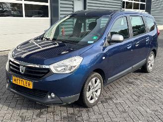 Vaurioauto  passenger cars Dacia Lodgy 1.2 TCE 16V MPV  Benzine 1.198cc 85kW (116pk) FWD 7 persoons 2016/2