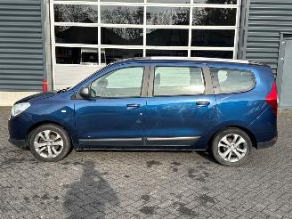 Dacia Lodgy 1.2 TCE 16V MPV  Benzine 1.198cc 85kW (116pk) FWD 7 persoons picture 2