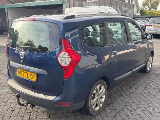 Dacia Lodgy 1.2 TCE 16V MPV  Benzine 1.198cc 85kW (116pk) FWD 7 persoons picture 5