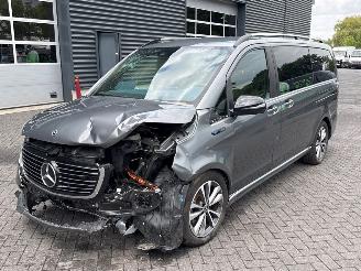skadebil auto Mercedes EQV EQV AMG 300 MPV  Elektrisch  150kW (204pk) 2021/12