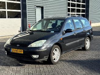 skadebil auto Ford Focus 1.6 16V Combi/o  Benzine 1.596cc 74kW (101pk) FWD 2004/1