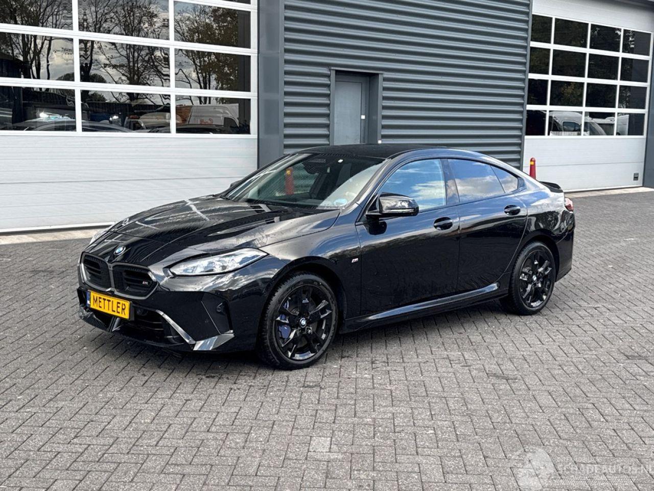 BMW 2-serie M235 xDrive 2.0 TwinPower 16V Sedan 4Dr Benzine 1.998cc 221kW (300pk) 4x4