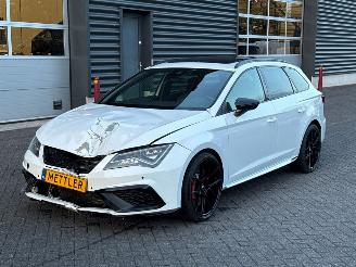 krockskadad bil auto Seat Leon ST 2.0 TSI Cupra 300 16V 4Drive Combi/o 4Dr Benzine 1.984cc 221kW (300pk) 4x4 2018/8