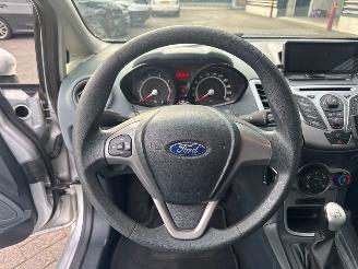 Ford Fiesta 1.25 16V Hatchback  Benzine 1.242cc 44kW (60pk) FWD picture 13