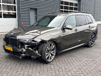 skadebil auto BMW X7 xDrive40d 3.0 24V Mild Hybrid SUV  Elektrisch Diesel 2.993cc 250kW (340pk) 4x4 2022/4