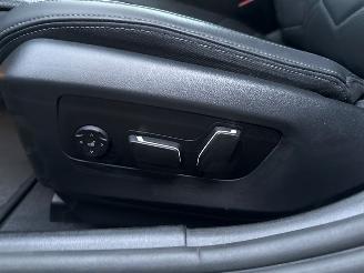 BMW 5-serie 520i M Pakket 360 camera 2.0 TwinPower Turbo 16V Sedan 4Dr Elektrisch Benzine 1.998cc 153kW (208pk) RWD 2023-07  B48B20S; B48B20P picture 27