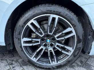 BMW 5-serie 520i M Pakket 360 camera 2.0 TwinPower Turbo 16V Sedan 4Dr Elektrisch Benzine 1.998cc 153kW (208pk) RWD 2023-07  B48B20S; B48B20P picture 15