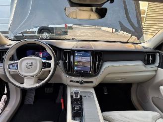 Volvo Xc-60 2.0 T6 16V Recharge, Twin Engine AWD SUV  Elektrisch Benzine 1.969cc 257kW (349pk) 4x4 2022-01 (UZH1; UZH4) B4204T52 picture 25