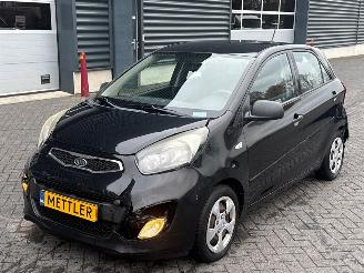 Auto incidentate Kia Picanto 1.2 16V Hatchback  Benzine 1.248cc 63kW (86pk) FWD 2012/4