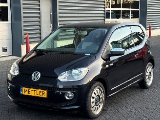 Vaurioauto  passenger cars Volkswagen Up! 1.0 12V 60 Hatchback  Benzine 999cc 44kW (60pk) FWD 2012/1