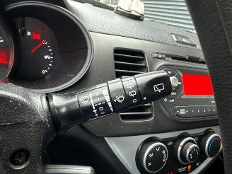 Kia Picanto 1.2 16V Hatchback  Benzine 1.248cc 63kW (86pk) FWD picture 17