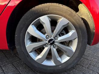 Kia Rio 1.0i T-GDi 100 12V Hatchback  Benzine 998cc 74kW (101pk) FWD picture 27