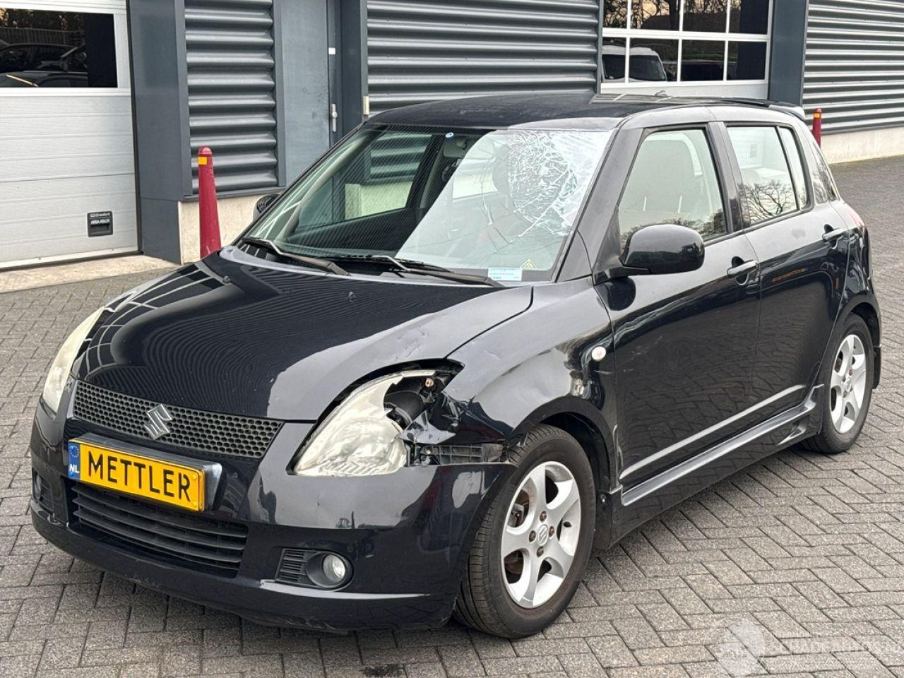 Suzuki Swift 1.3 VVT 16V Hatchback  Benzine 1.328cc 68kW (92pk) FWD