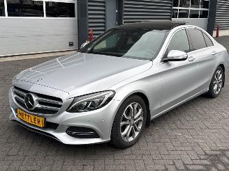 krockskadad bil auto Mercedes C-klasse C-350 e 2.0 16V Sedan 4Dr Elektrisch Benzine 1.991cc 205kW (279pk) RWD 2015/7
