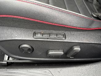 Volkswagen Golf 2.0 GTI Clubsport 16V Hatchback  Benzine 1.984cc 221kW (300pk) picture 20