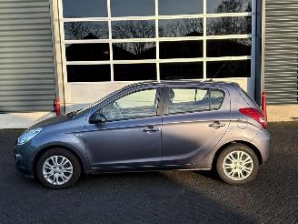 Hyundai I-20 1.2i 16V Hatchback  Benzine 1.248cc 57kW (77pk) FWD picture 2