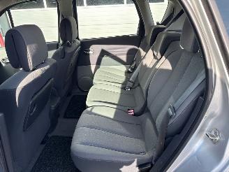 Renault Scenic 1.6 16V MPV  Benzine 1.598cc 82kW (111pk) FWD picture 9