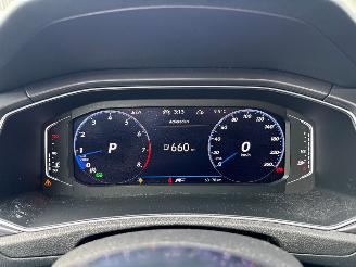 Volkswagen T-Roc R-Line 1.5 TSI 16V SUV  Benzine 1.498cc 110kW (150pk) FWD picture 14
