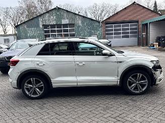 Volkswagen T-Roc R-Line 1.5 TSI 16V SUV  Benzine 1.498cc 110kW (150pk) FWD picture 6