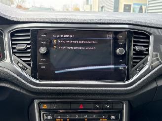 Volkswagen T-Roc R-Line 1.5 TSI 16V SUV  Benzine 1.498cc 110kW (150pk) FWD picture 17