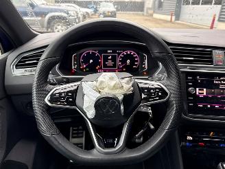 Volkswagen Tiguan R-Line 2.0 TDI 16V SUV  Diesel 1.968cc 110kW (150pk) FWD picture 13