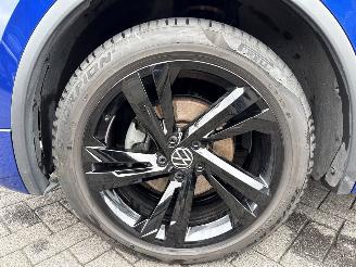Volkswagen Tiguan R-Line 2.0 TDI 16V SUV  Diesel 1.968cc 110kW (150pk) FWD picture 24
