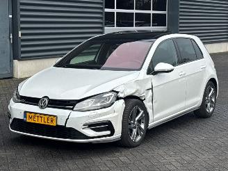  Volkswagen Golf R-Line 1.4 TSI 125 16V Hatchback  Benzine 1.395cc 92kW (125pk) FWD 2017/6