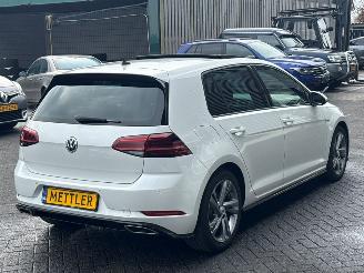 Volkswagen Golf R-Line 1.4 TSI 125 16V Hatchback  Benzine 1.395cc 92kW (125pk) FWD picture 5