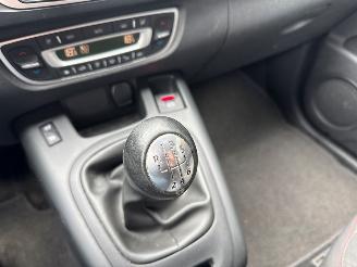 Renault Grand-scenic 1.2 16V TCe 130 MPV  Benzine 1.197cc 97kW (132pk) FWD picture 18
