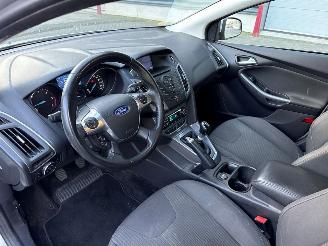 Ford Focus 1.6 TDCi ECOnetic Combi/o  Diesel 1.560cc 77kW (105pk) FWD picture 12