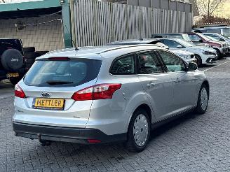 Ford Focus 1.6 TDCi ECOnetic Combi/o  Diesel 1.560cc 77kW (105pk) FWD picture 5