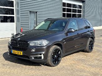 Vaurioauto  passenger cars BMW X5 xDrive 40e 2.0 SUV  Elektrisch Benzine 1.997cc 230kW (313pk) 4x4 2016/11