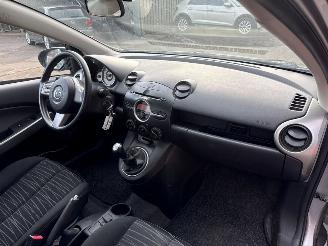 Mazda 2 1.3 16V S-VT Hatchback  Benzine 1.349cc 55kW (75pk) FWD picture 10