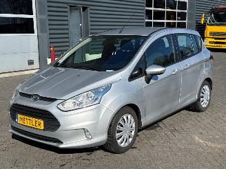 krockskadad bil auto Ford B-Max 1.0 EcoBoost 12V 100 MPV  Benzine 999cc 74kW (101pk) FWD 2014/6